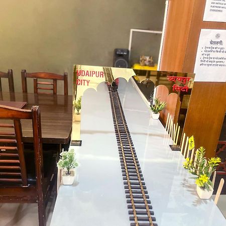 Narayans Leela Inn Udajpur Zewnętrze zdjęcie