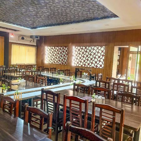 Narayans Leela Inn Udajpur Zewnętrze zdjęcie