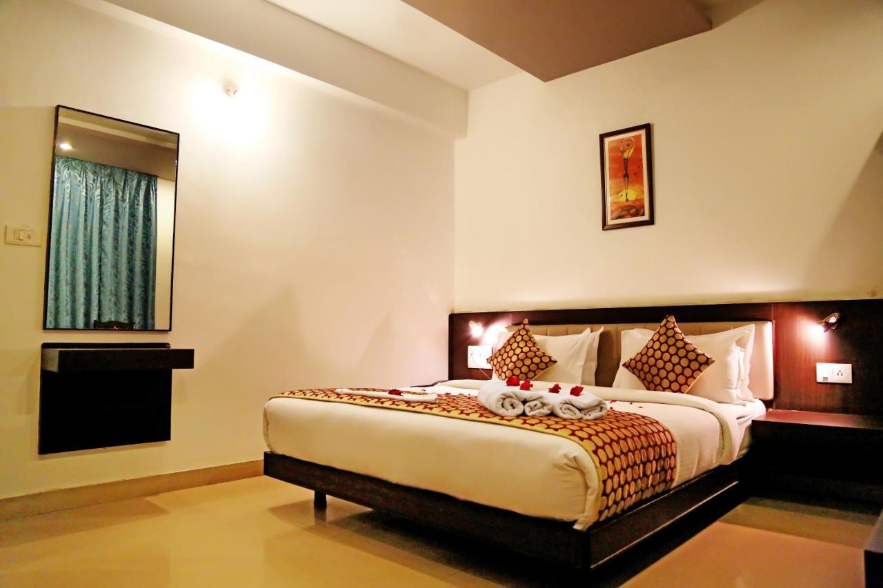 Narayans Leela Inn Udajpur Zewnętrze zdjęcie