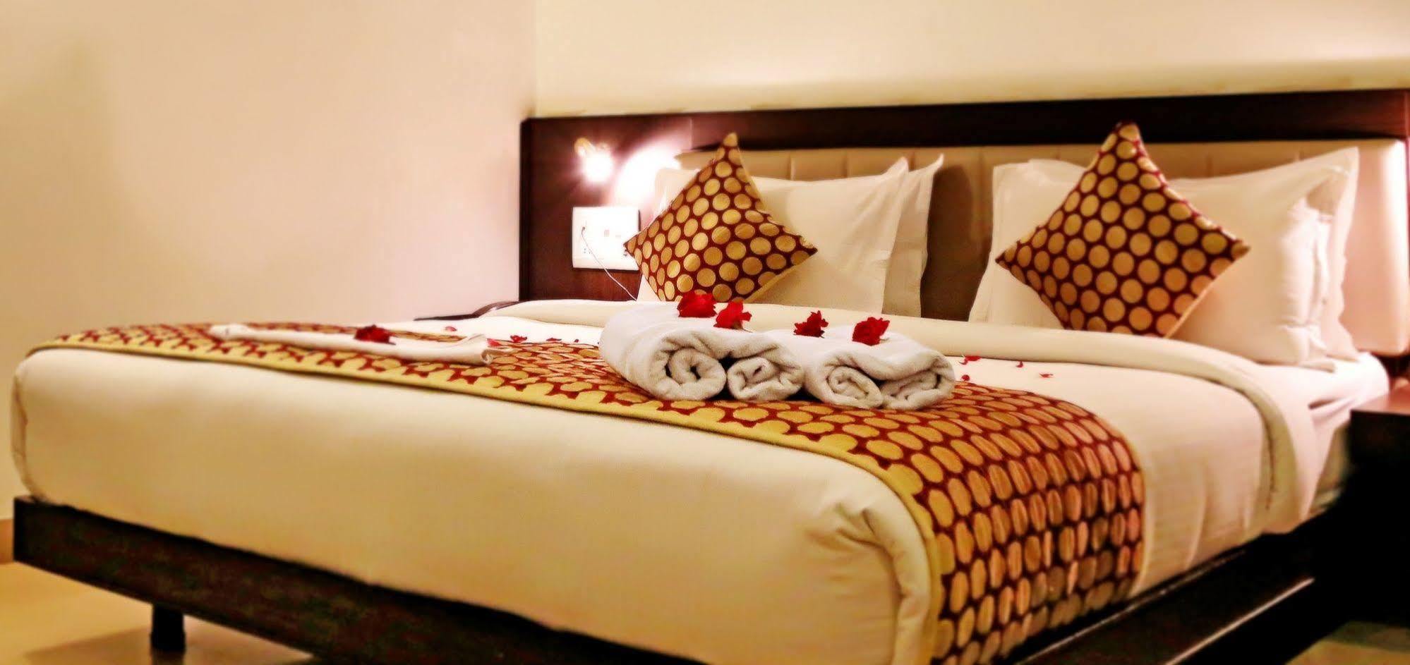 Narayans Leela Inn Udajpur Zewnętrze zdjęcie